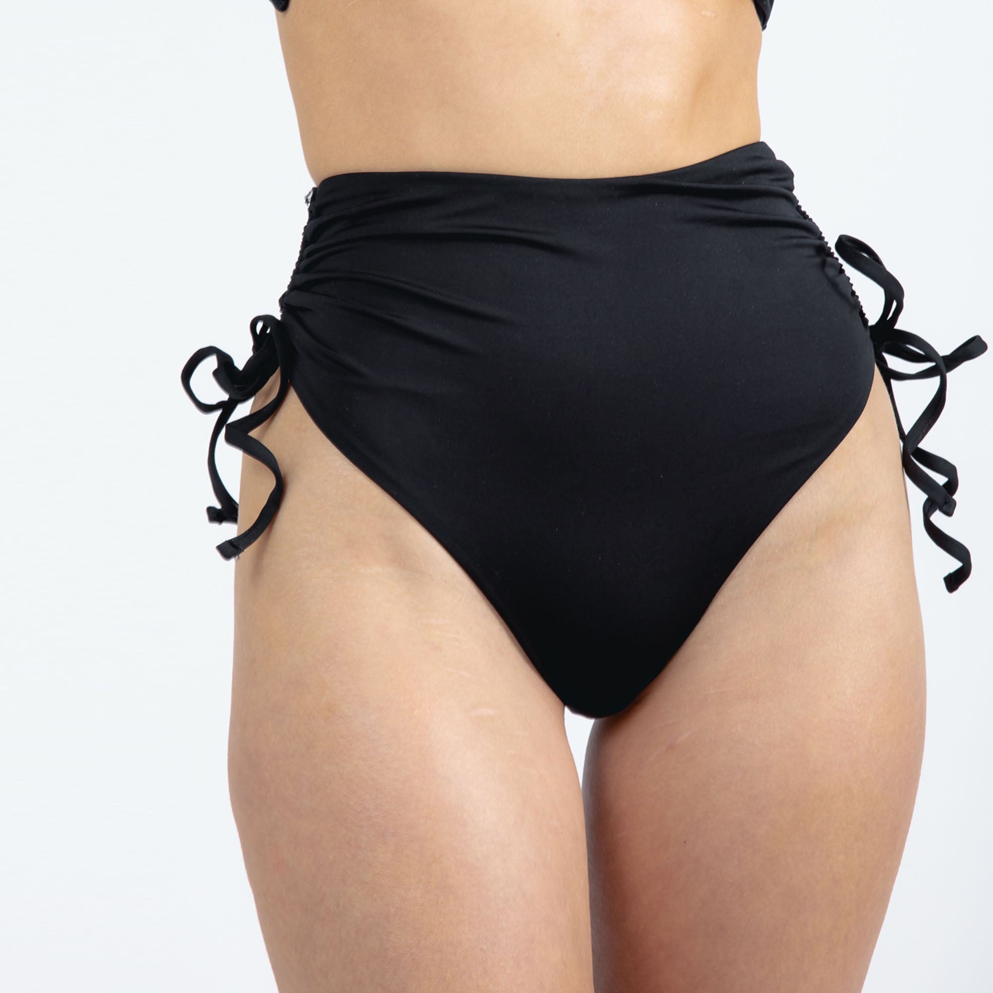 Bellecarrie Women's High Waisted Bikini Bottoms Full Coverage Swimsuit  Bathing Suit Bottom Adjustable Tie Side Swim Briefs : : Clothing